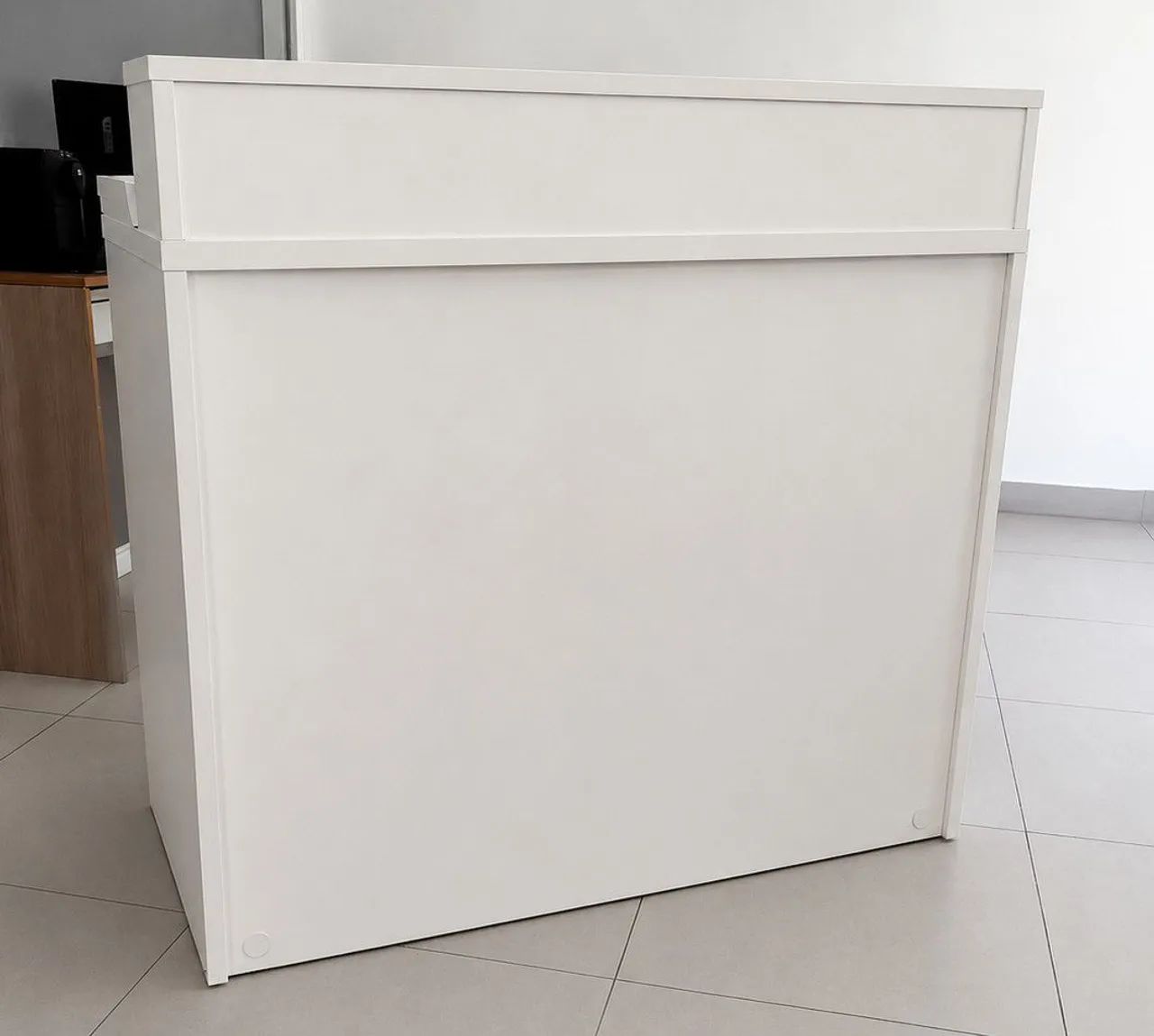 Balcão caixa, praticamente novo usado por apenas 4 meses  - Foto 2