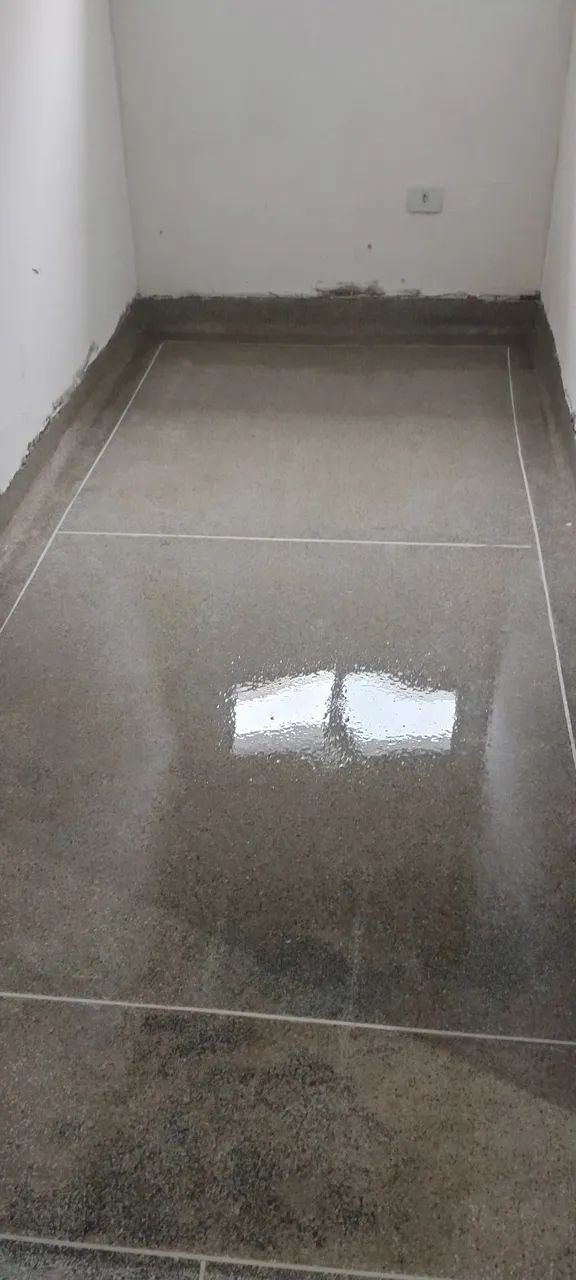 Piso de Granilite polido palha