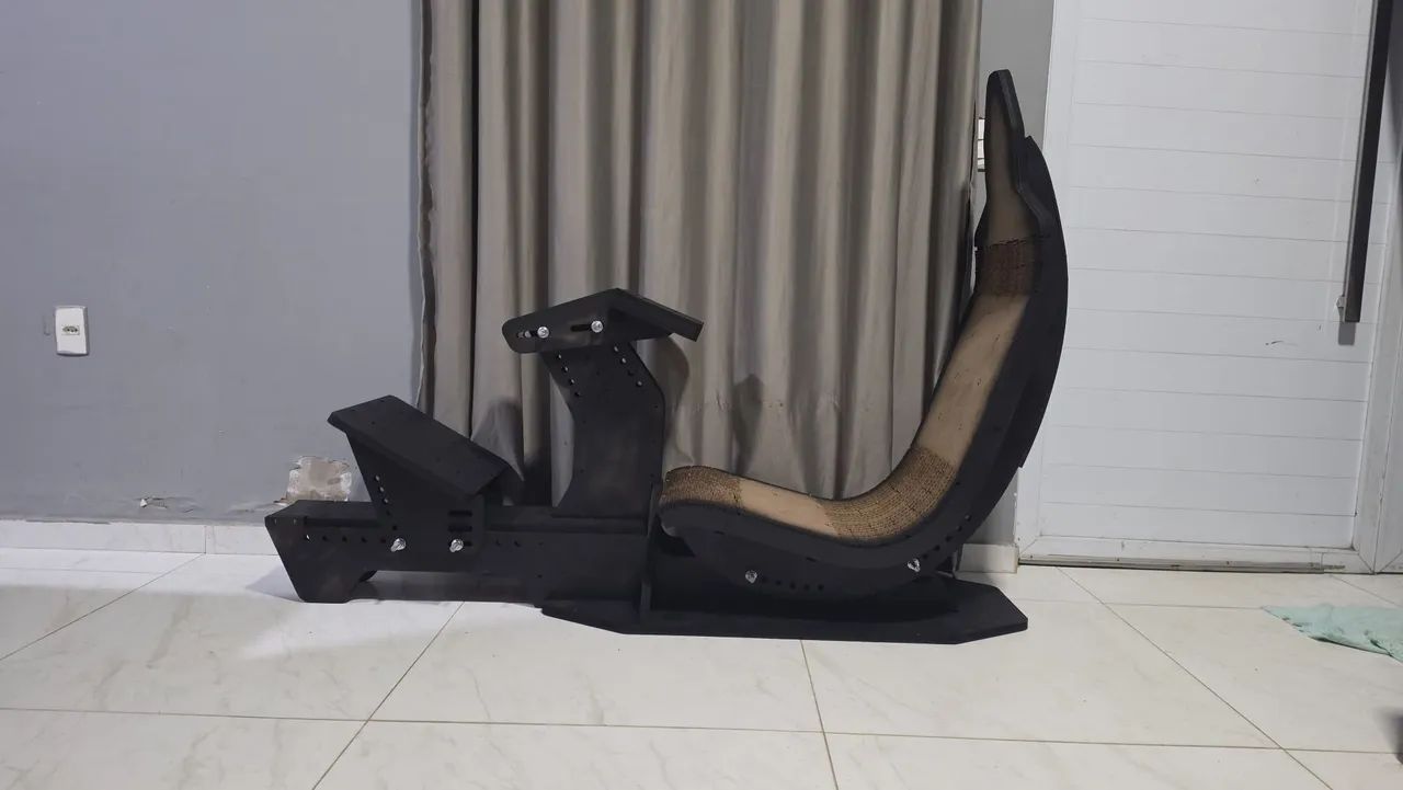 Kit g29 logitech vol + pedais+cockpit - Foto 2