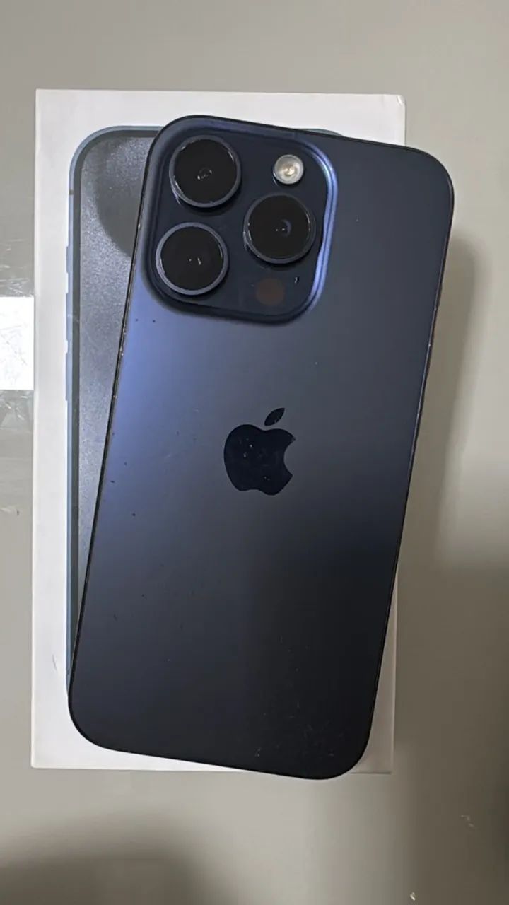 Iphone 15 Pro - Foto 3