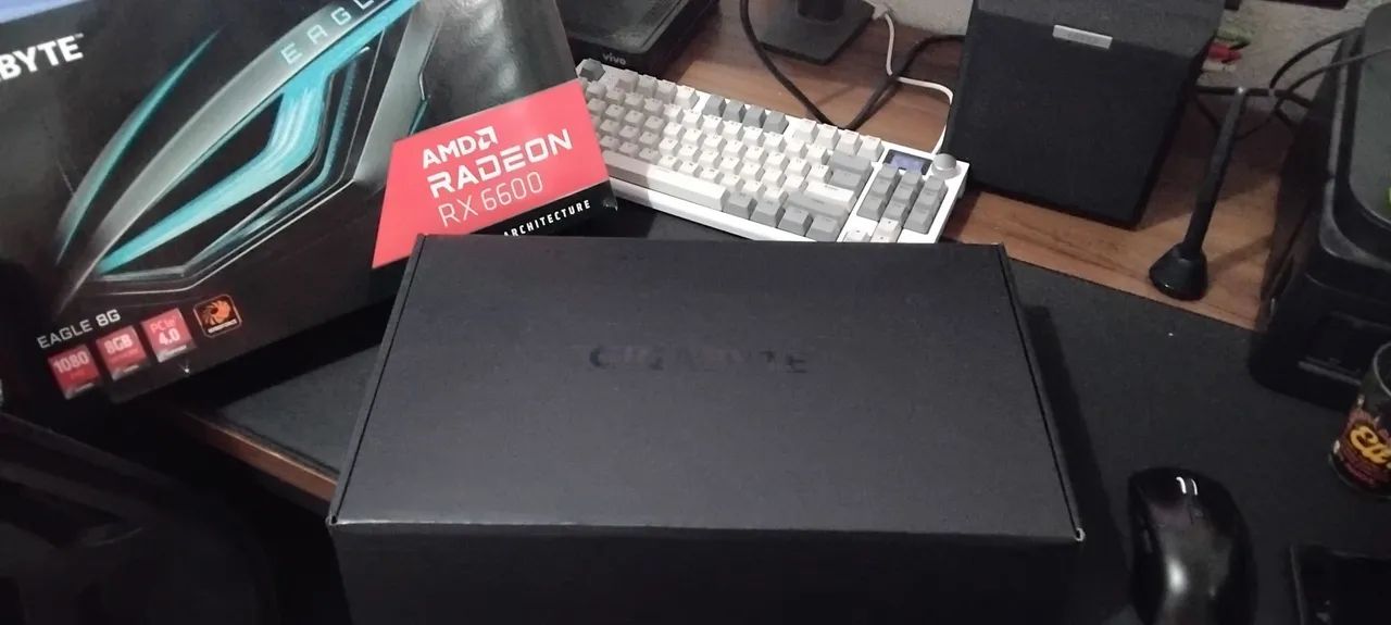PLACA DE VÍDEO RX 6600 EAGLE - USADA ÚNICO DONO - Foto 4