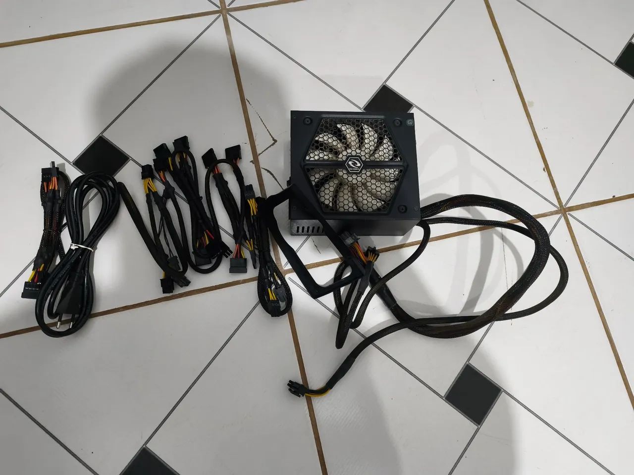 Fonte ATX 850w 80plus gold raidmax - Foto 5