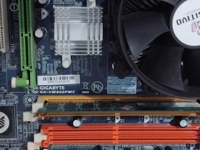 PlacaMãe gigabyte GA-VM800PMC