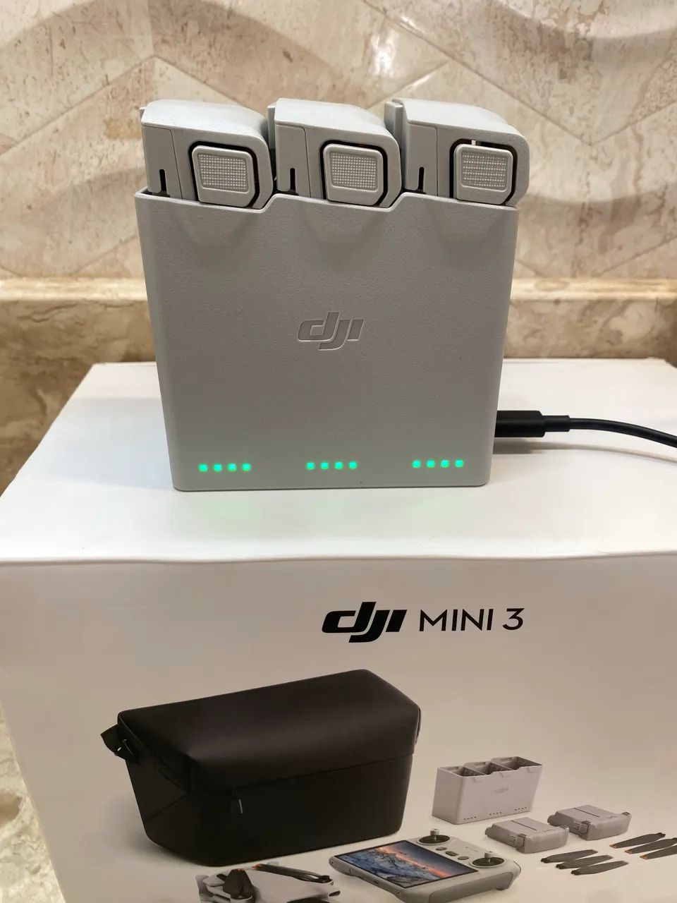 Drone Dji Mini 3 Fly More Combo - Foto 5