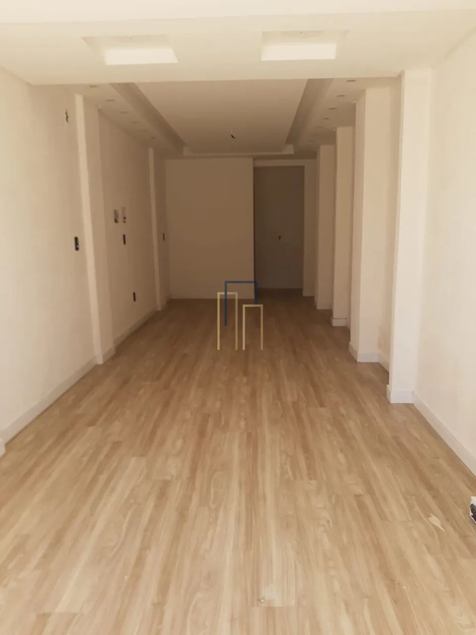 Sala térrea para locação em ótima localização!