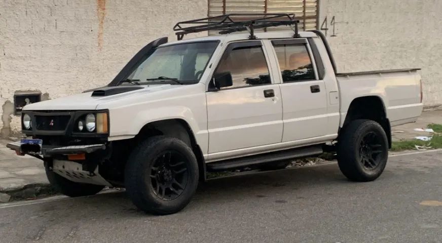 Mitsubishi L200 L200 L 2.5 4X4 CD Turbo Diesel 2001