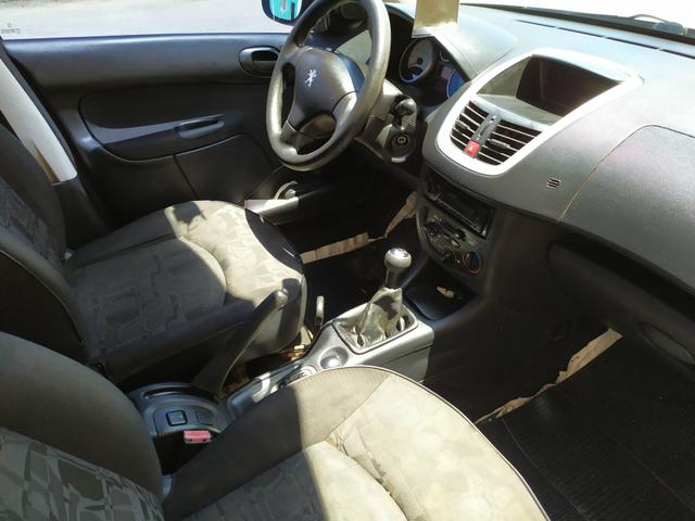 Peugeot 207 - Foto 4
