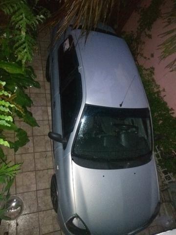 Renault Clio mod 2008 sedan 1.0 16v 4portasAuthentique - Foto 6