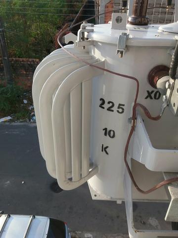 Transformador 225 KVA