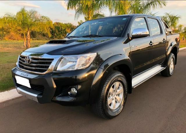 Toyota Hilux 3.0 Srv CD 4x4 Aut Diesel