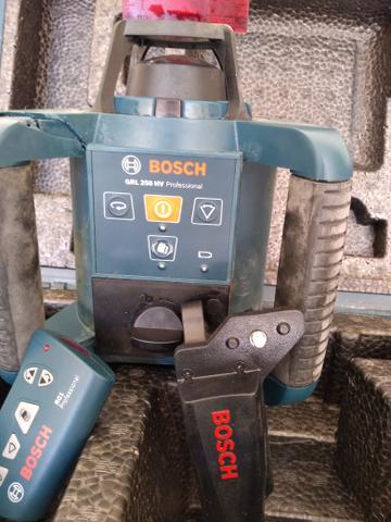 Nível a laser Rotativo Profissional BOSCH GRL250HV