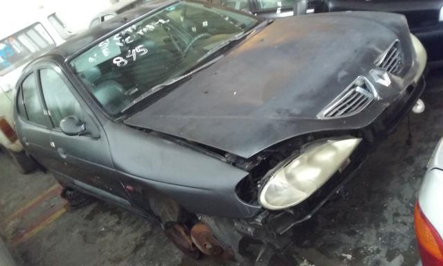 Sucata de Renault Megane RT 1.6 16v 2001 para retirada de peças - Foto 4