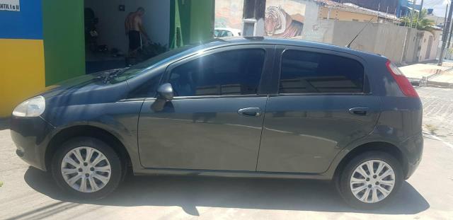 Fiat Punto 1.4 Ano 2010 - Foto 15