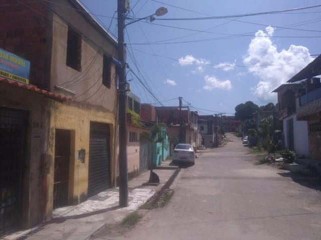 Vendo ou troco casa - Foto 2