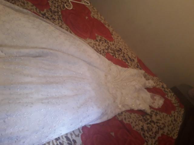 Vendê se um vestido de noiva - Foto 3