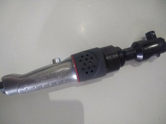 Chave catraca pneumática 3/8 xpa plus ingersoll rand profissional semi-novo apenas 300$ - Foto 2