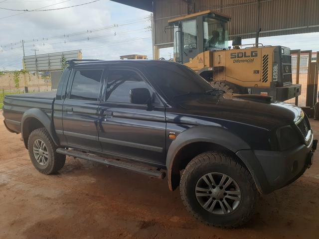 L200 outdoor