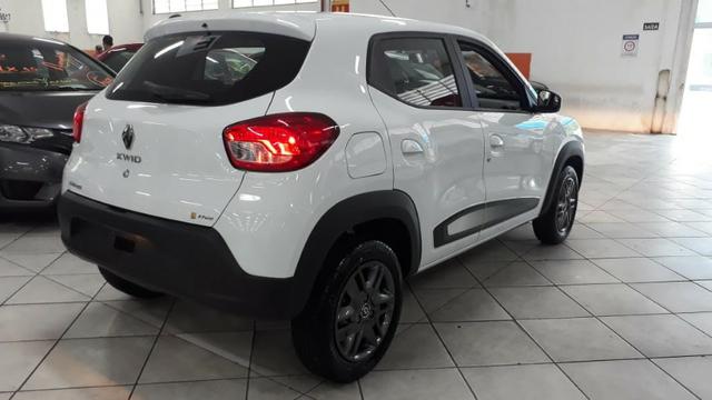 Kwid 1.0 Intense Financio Sem Entrada !!! Zero KM !!! Parcelas de 989 a partir - Foto 2