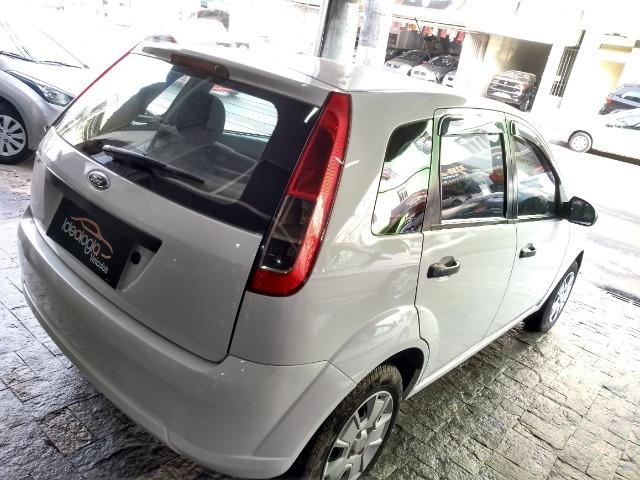 Ford Fiesta Class Hatch 1.0 2013 - Foto 4