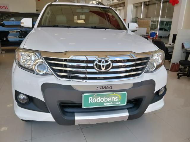 HILUX SW4 2015/2015 2.7 SR 7 LUGARES 4X2 16V FLEX 4P AUTOMATICO