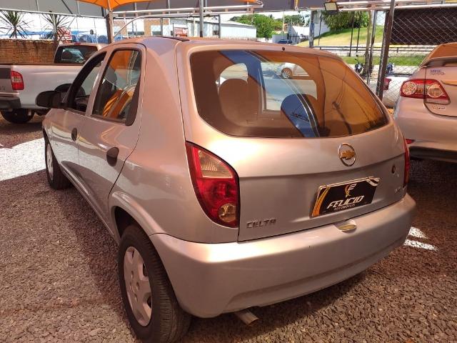 Gm chevrolet celta - Foto 9
