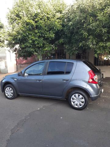 Vendo Sandero 1.0 16v tudo ok