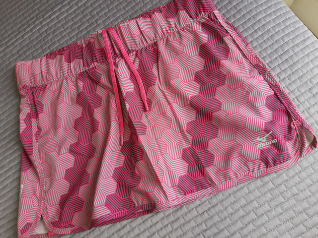 short saia mizuno