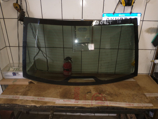 Vidro vigia traseiro Megane Sedan 2011