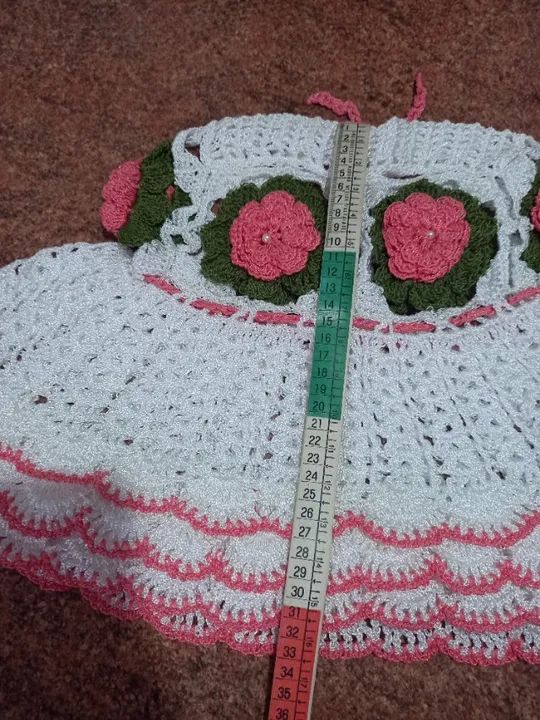 Capa de batedeira de crochê pequeno - Branco com flores rosas 60cm larg. X 33cm comp. - Foto 4