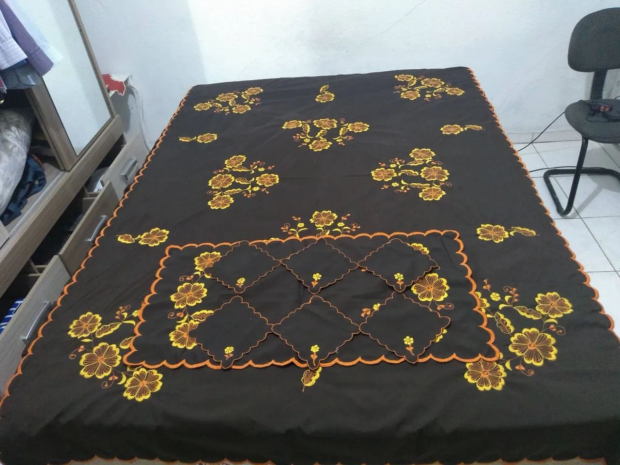 Cobre Leito Bordado Lindo . - Foto 2