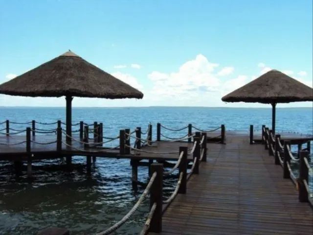Vende-se lote em condominio fechado com acesso ao lago - Foto 3