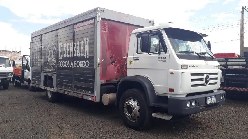 VW 17.190  13/14 Baú Bebidas 8 Baias