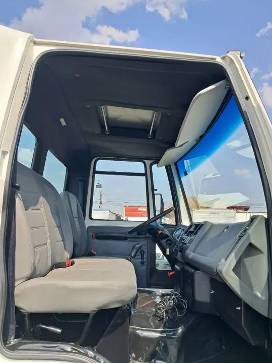 Ford Cargo 1717-E - (2005) || TOCO CHASSIS || 4X2 - Foto 13