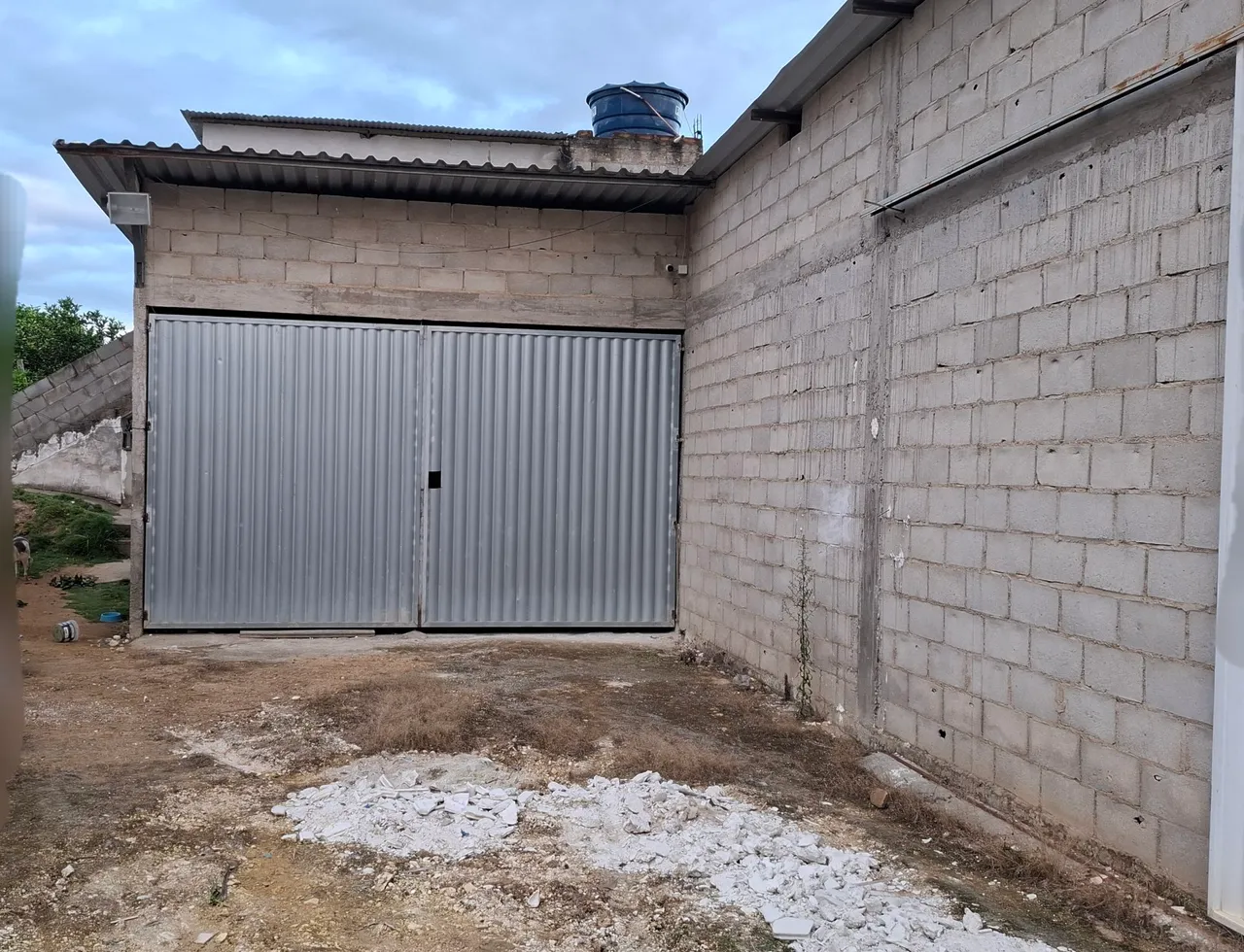 Alugo galpão