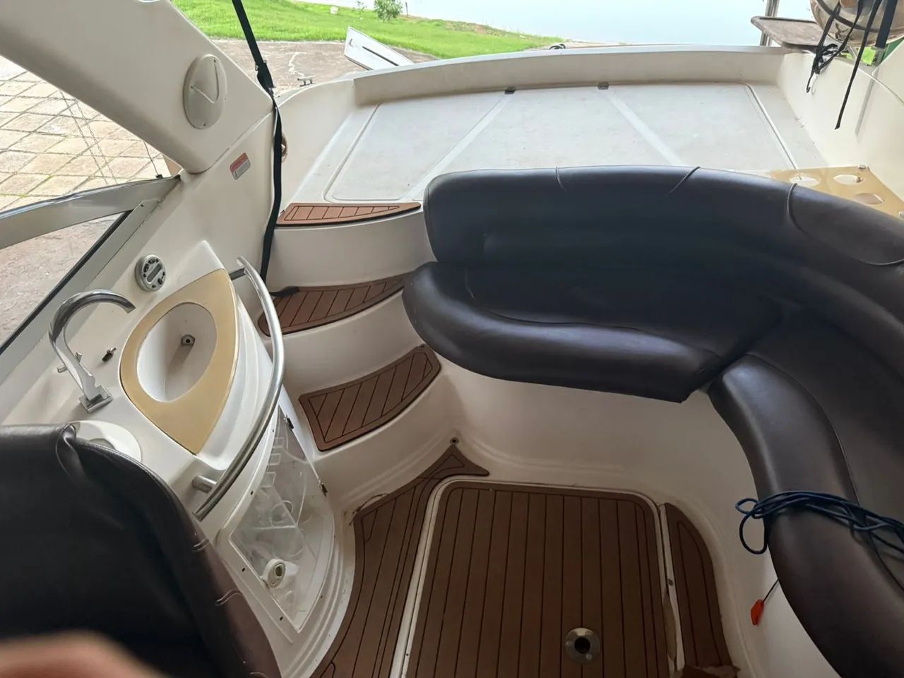 Lancha FS 230 cabinada 2010 - Foto 14