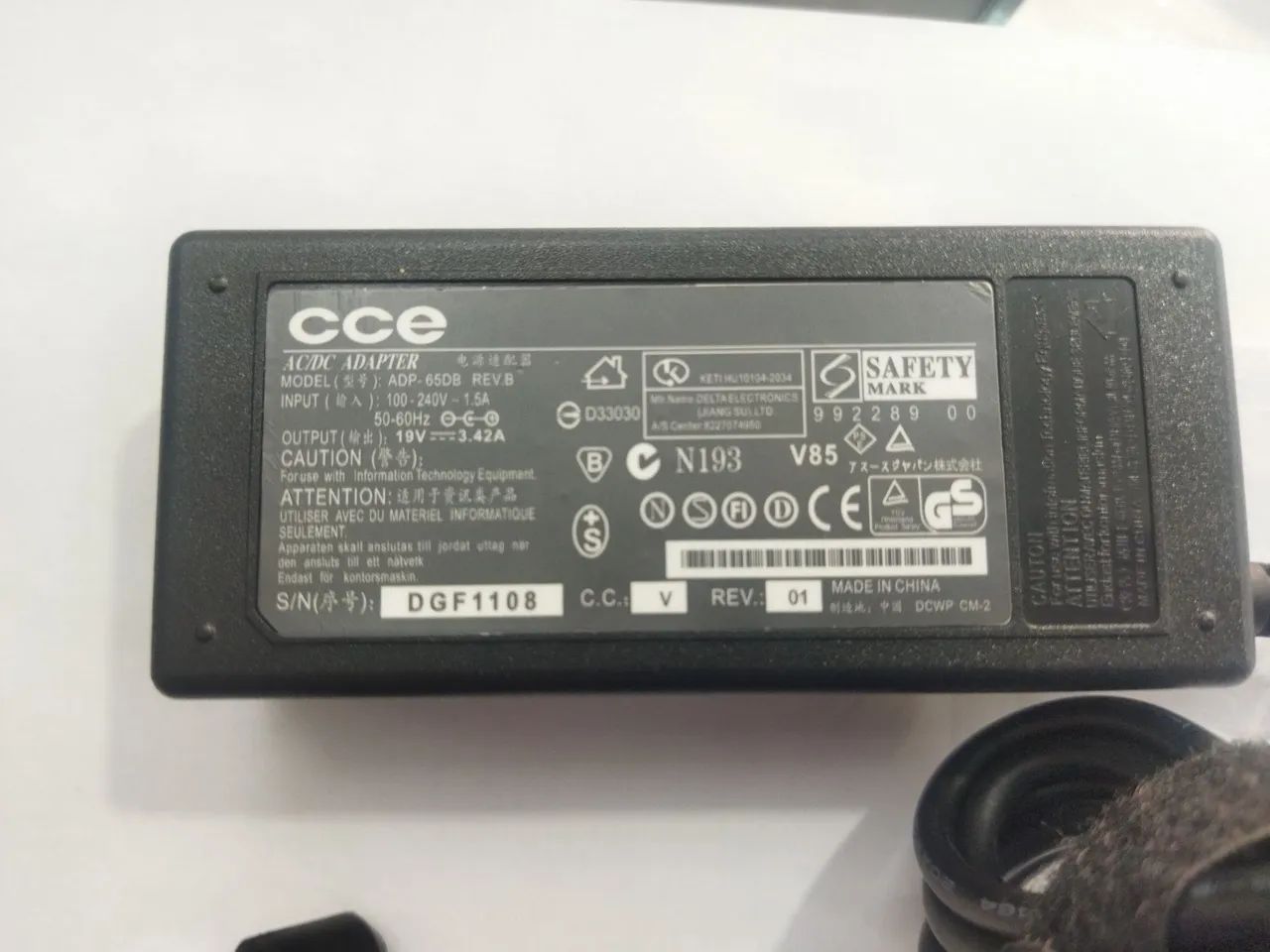 fonte para notebook CCE 