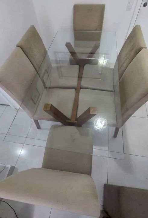Mesa com tampo de vidro - 6 lugares  - Foto 4