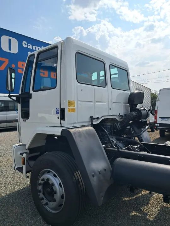 Ford Cargo 1717-E - (2005) || TOCO CHASSIS || 4X2 - Foto 7