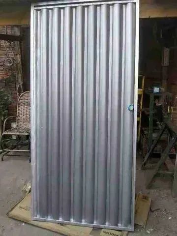 Porta de Aço com Design Moderno - Foto 3