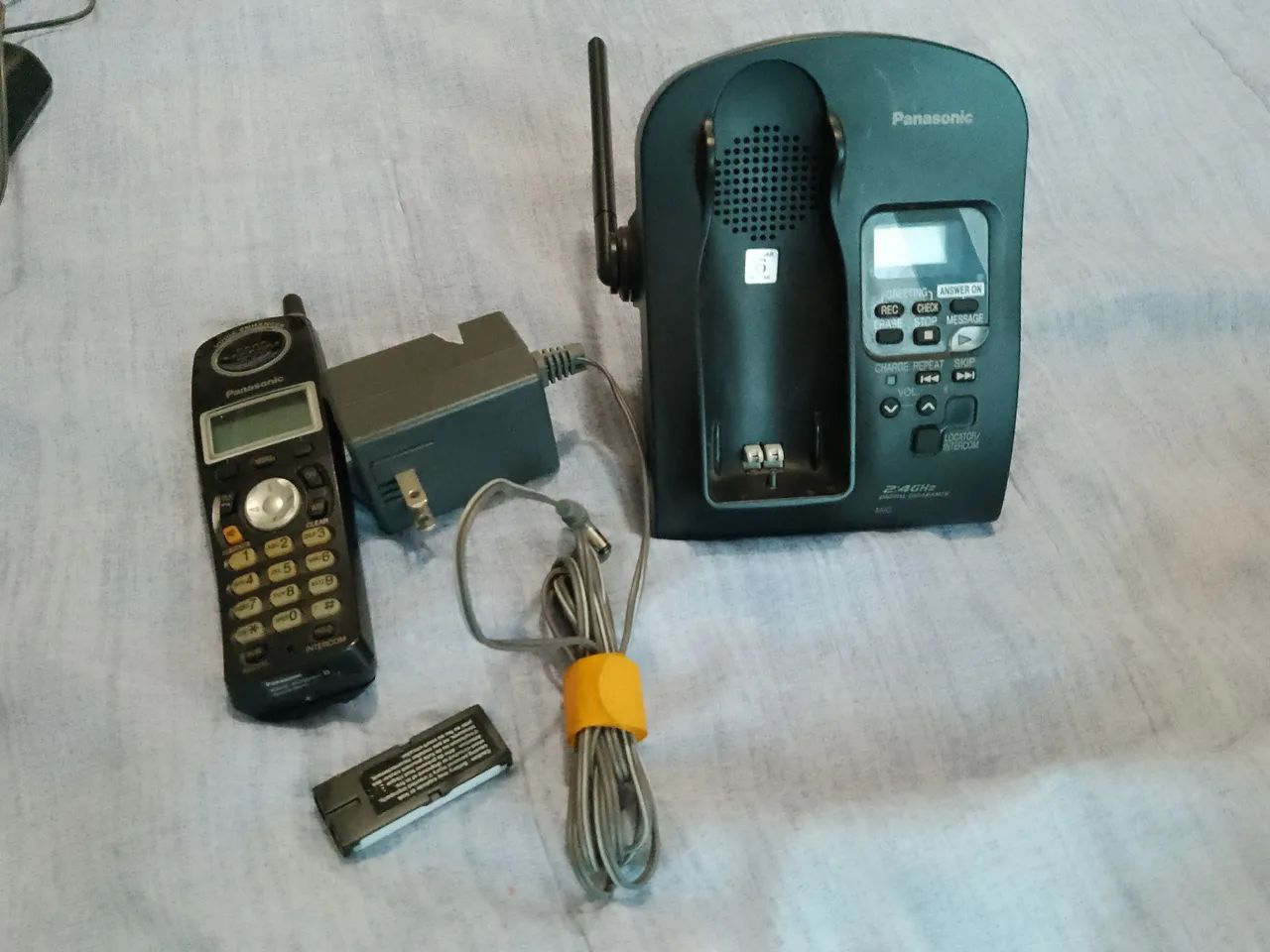 Telefone sem fio Panasonic com secretária 110 v - Foto 2