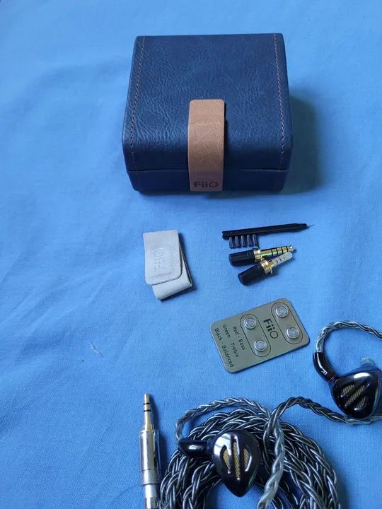 Fone Fiio FH9 Impecável 