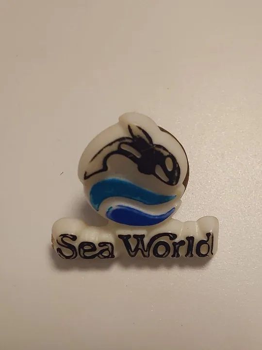 Pin da Sea World, anos 90
