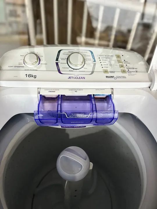 Máquina de Lavar Roupa Electrolux 16kg - Foto 3