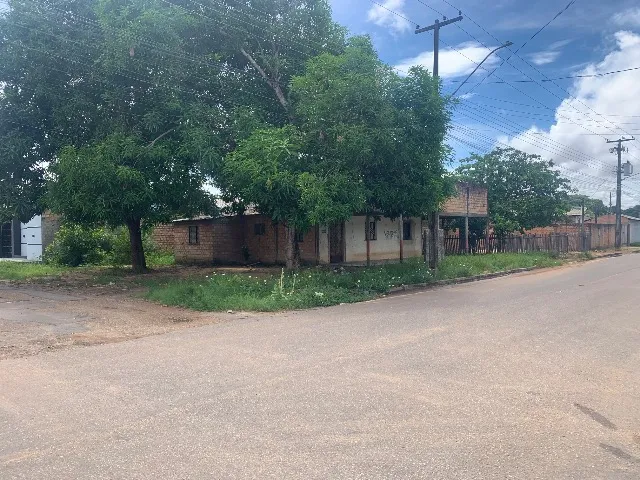 CASA DE ESQUINA NO JARDIM EQUATORIAL