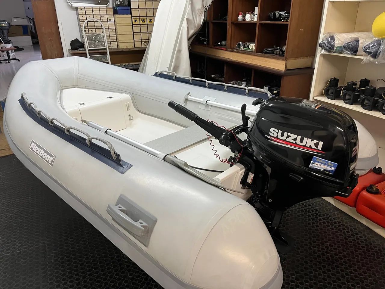 Bote inflável Flexboat SR10 LX prata . - Foto 4