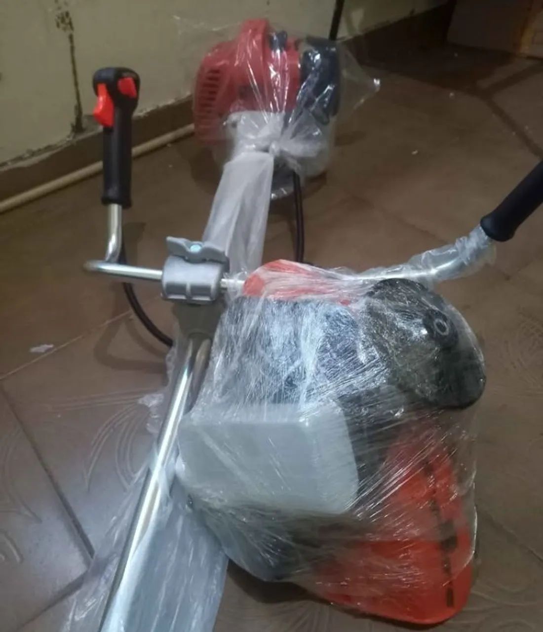 Roçadeira Stihl FS 290 Nova faço entrega tem tudos seus accesorios  - Foto 3