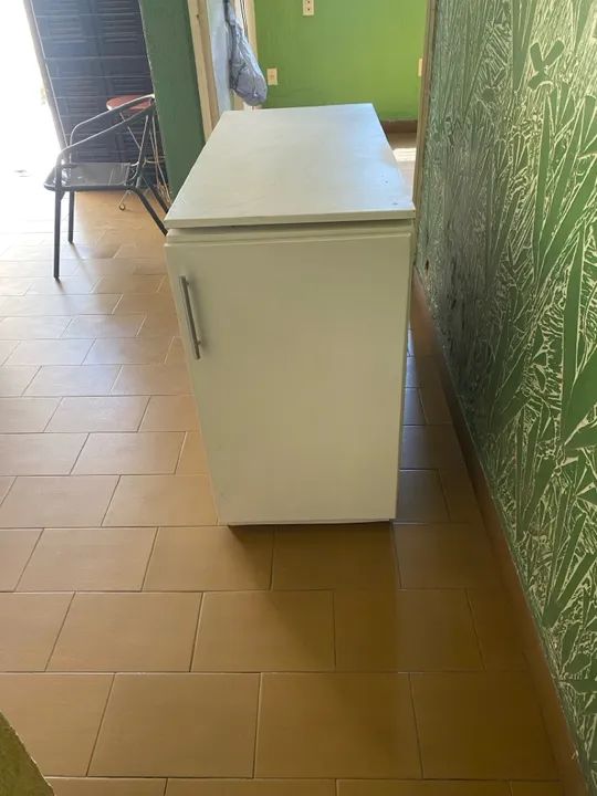 Sapateira e cabeceira com baú  - Foto 2
