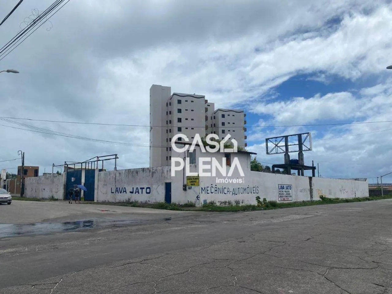 Terreno à venda na Praia do Futuro, 2379 m² por R$ 2.600.000 - Antônio Diogo - Fortaleza/C