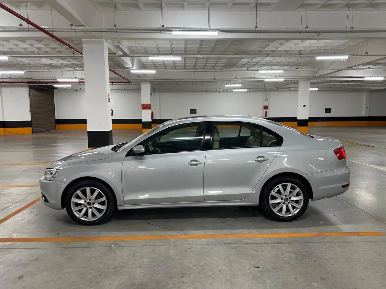 JETTA COM TETO SOLAR - Foto 4