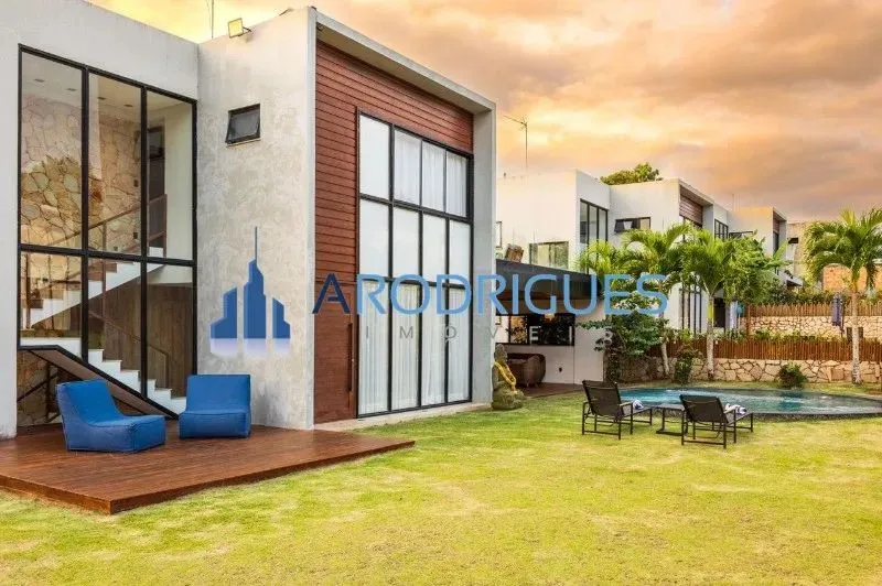 Venda de Casa em Condomínio de Luxo na Praia do Forte, Mata de São João-BA - 7 Quartos, 1